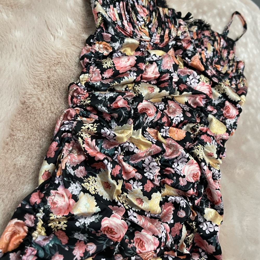 FOR LOVE & LEMONS RUCHED DRESS - Picture 4 of 6